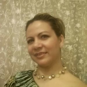 Meet your Posher, Alma