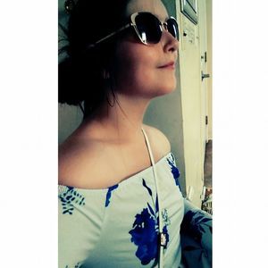 Meet your Posher, Christine