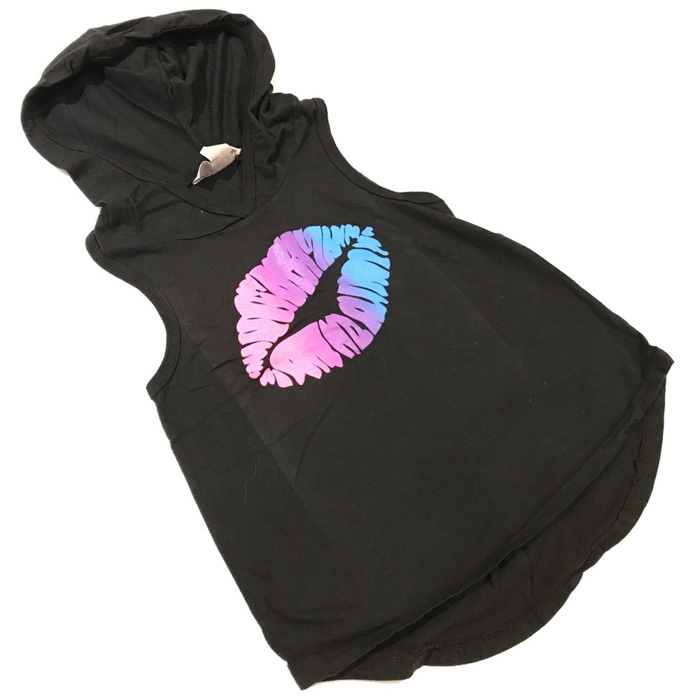 Bottlecapps hooded tank
