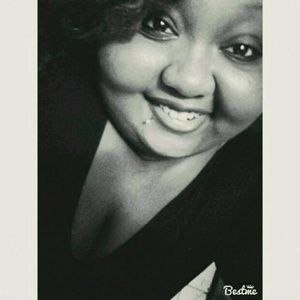 Meet your Posher, April