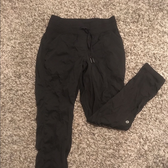 lululemon athletica Pants - LULU LEMON scrunch black pants