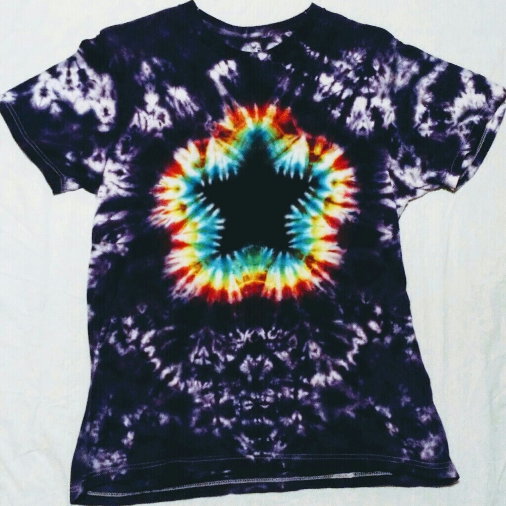 Tie Dye star tshirt