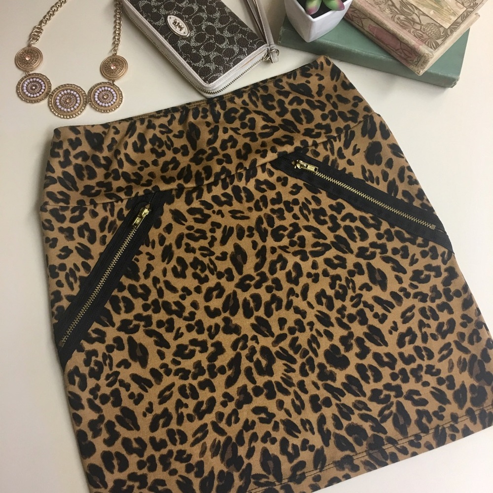 Xhilaration- Leopard print mini skirt