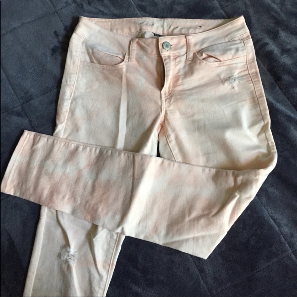 American Eagle Pink Distressed Jeans