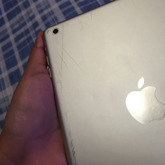 iPad mini - Picture 4 of 4