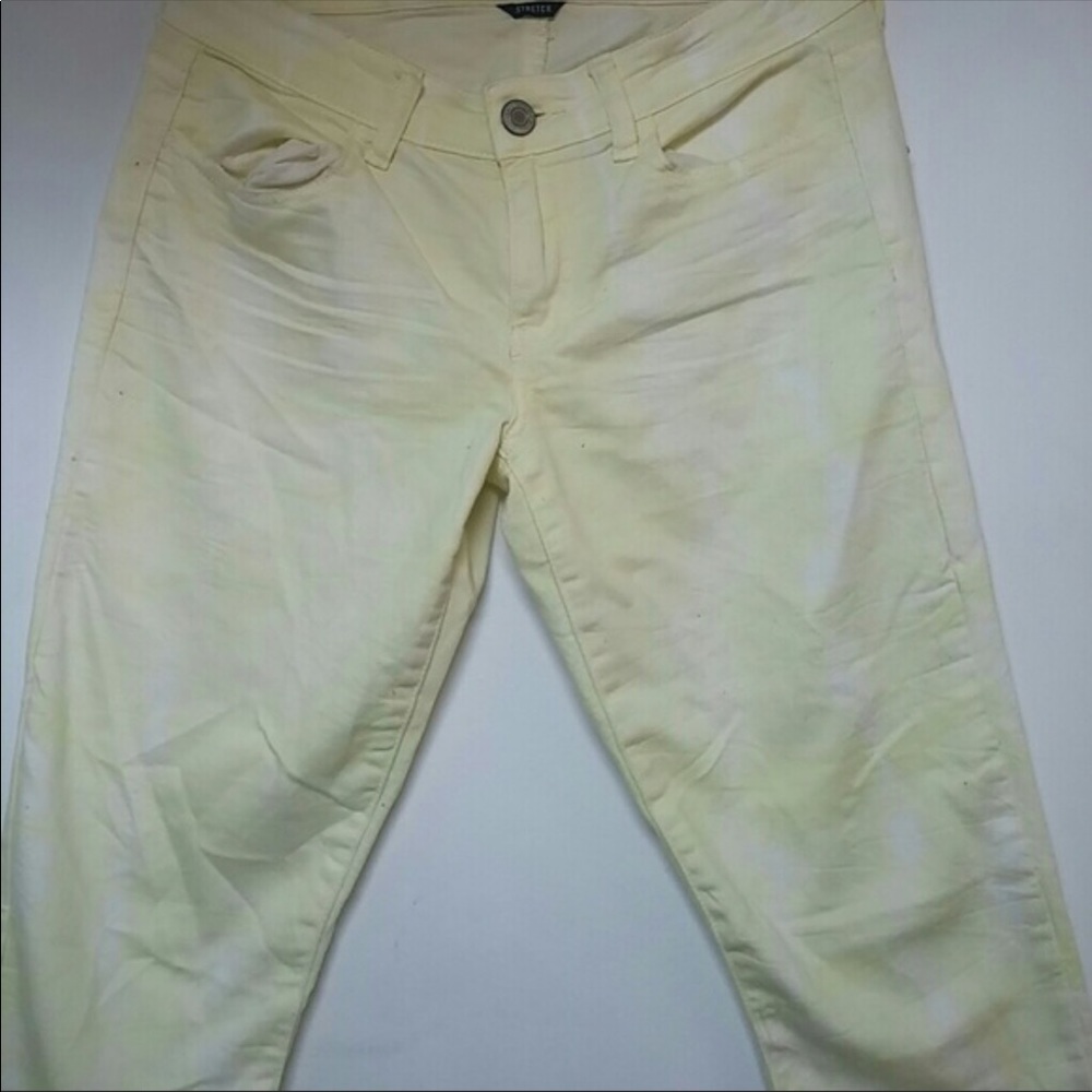American Eagle Yellow and White Distressed Jeans