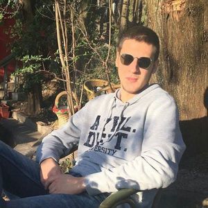 Meet your Posher, Luka