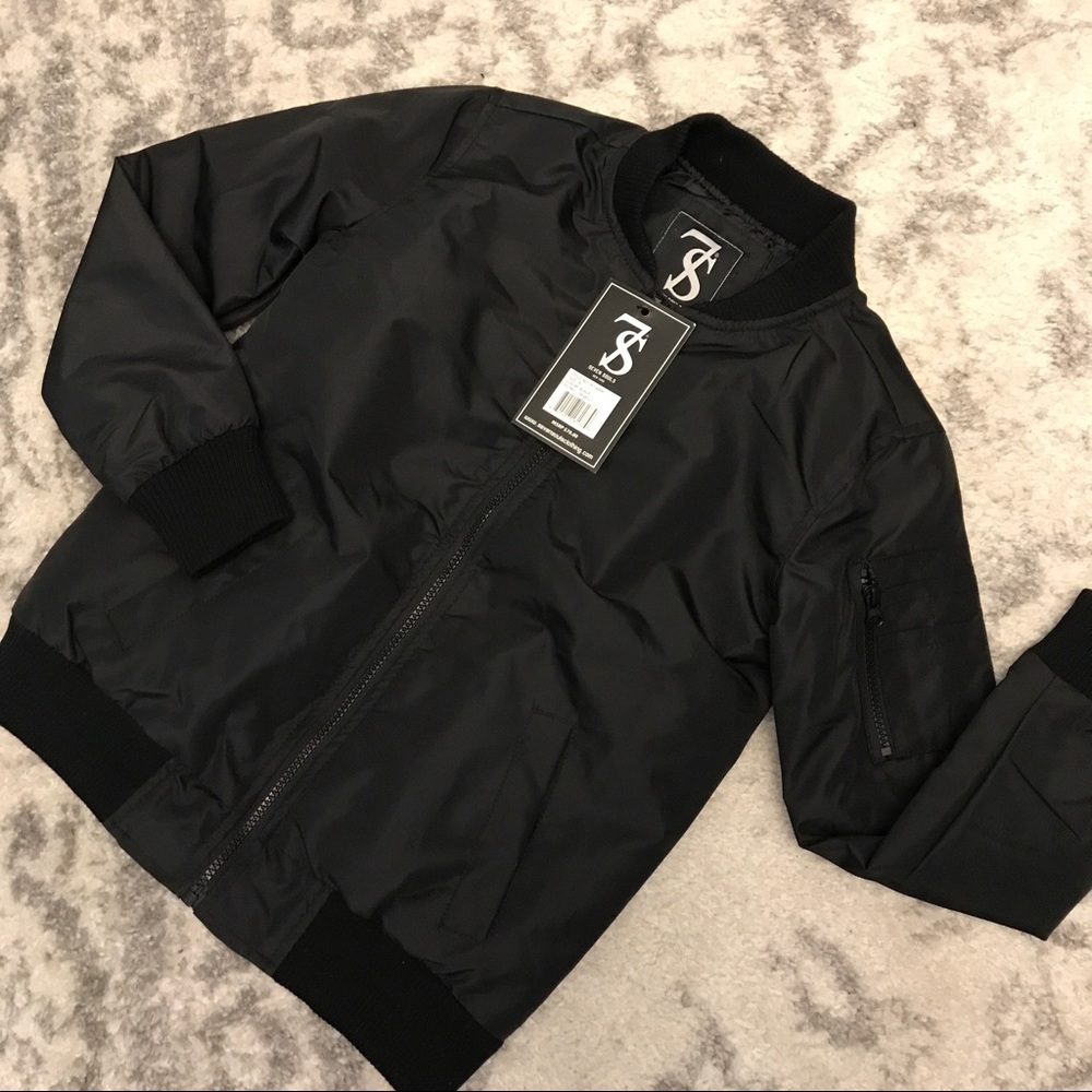 NEW WITH TAGS Boys Nylon Jacket