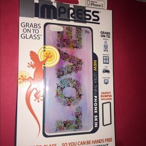 Impress ultra thin phone skin, grabs onto glass