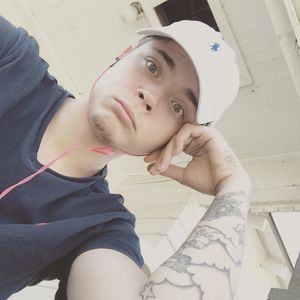 Meet your Posher, Dillon