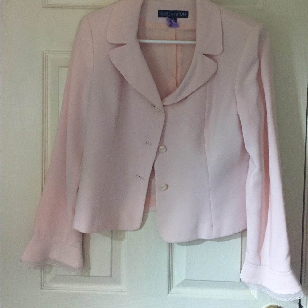 Beautiful Albert Nipon Blazer