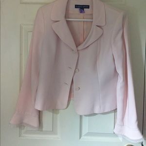 Beautiful Albert Nipon Blazer