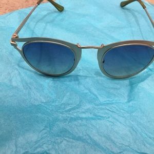 BCBGMAXAZRIA gold Rihanna sunglass
