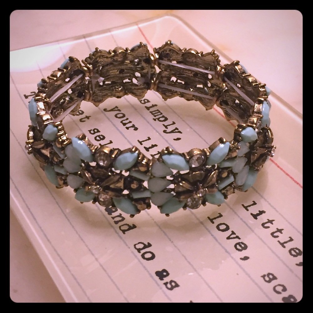 Bracelet
