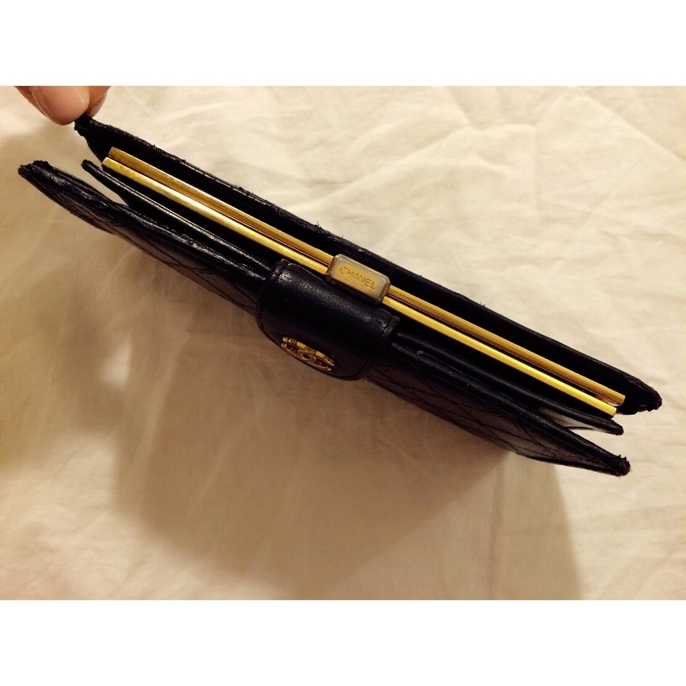 Chanel Wallet - Picture 4 of 8