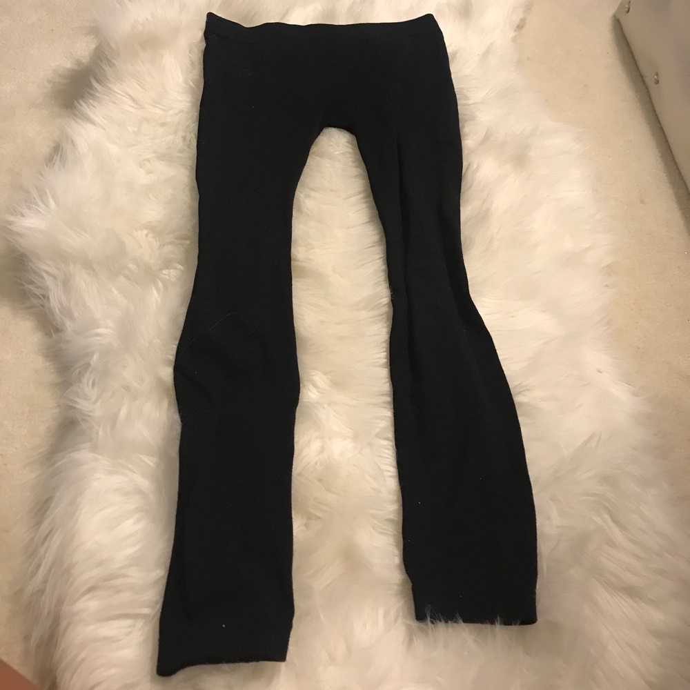 Black leggings