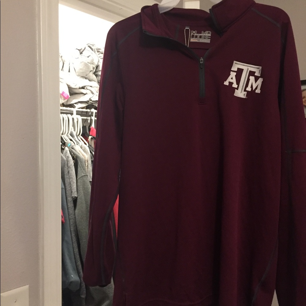A&M half zip pullover