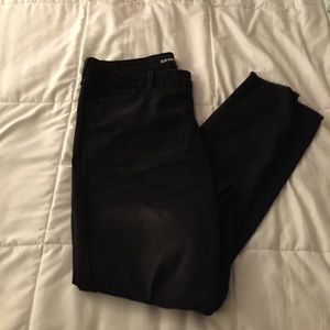 Black old navy rockstar skinny jeans