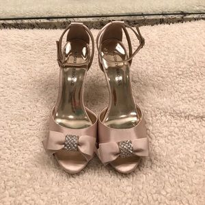 Audrey Brooke champagne satin heels