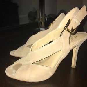 Michael Kors pumps