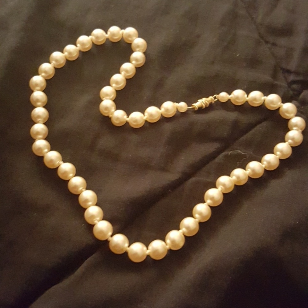 Pearl Necklace,