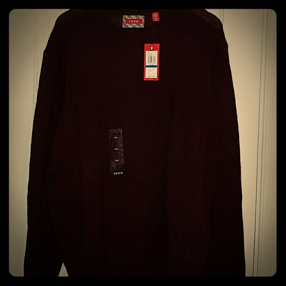 Burgandy Sweater by Izod