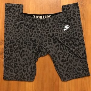 ✔️Nike Leggings Cheetah Print ✔️