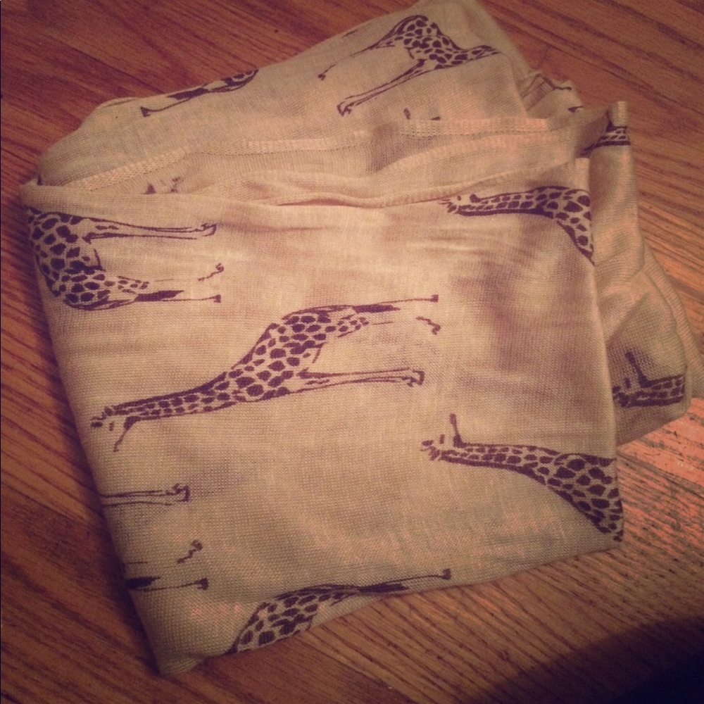 Giraffe infinity scarf
