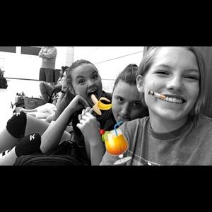 Meet your Posher, Mia