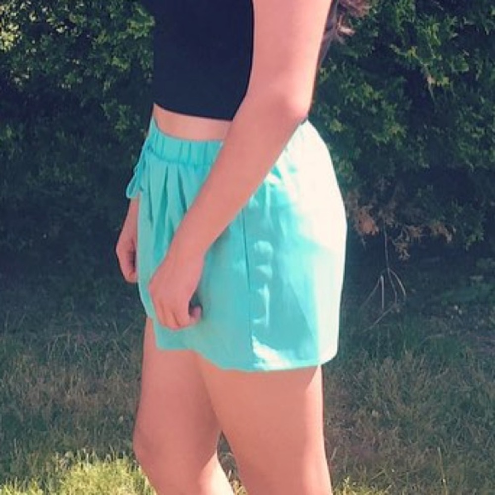 Flowy shorts