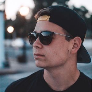 Meet your Posher, Joe