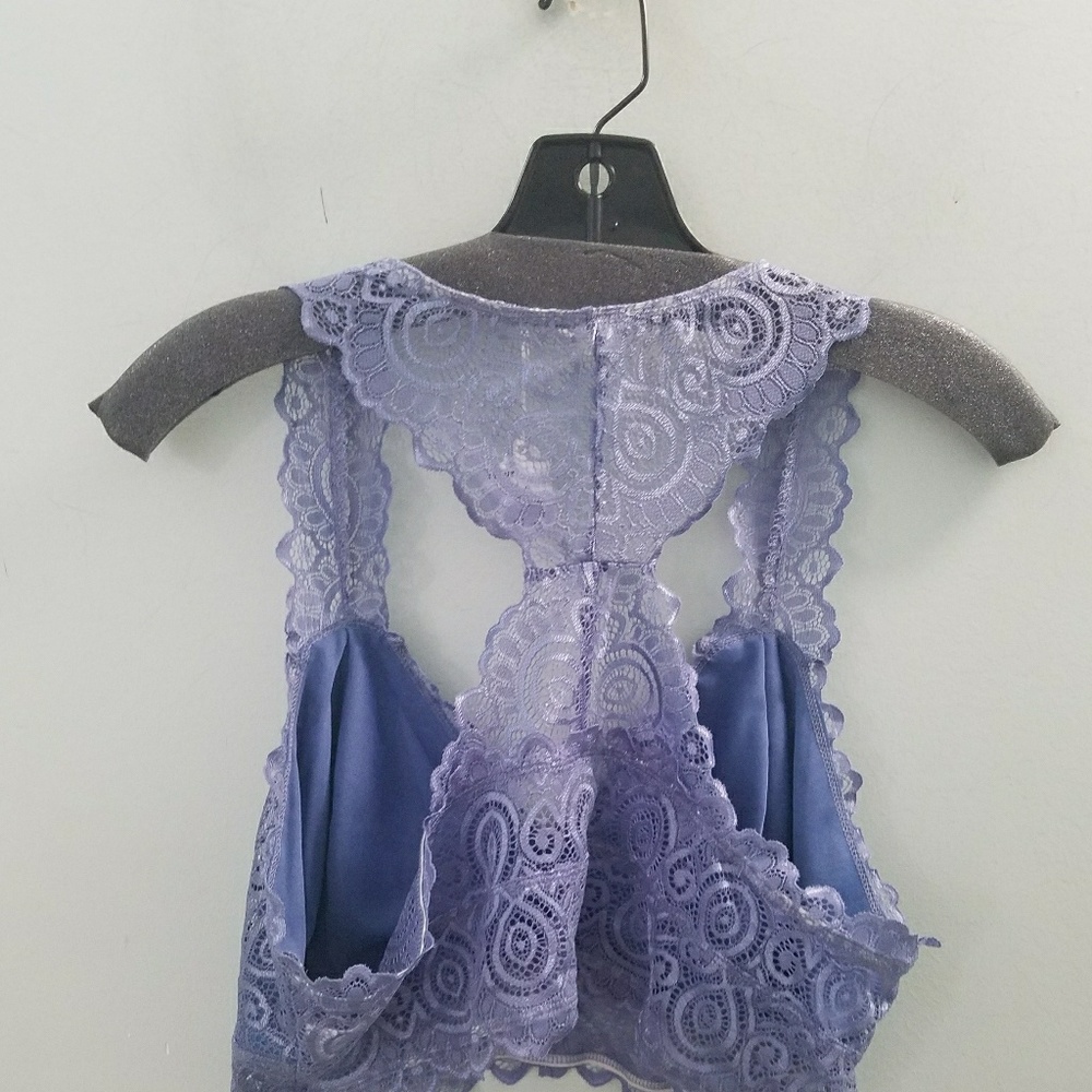 Plus size lace bralette PRICE DROP FOR CCO - Picture 2 of 2