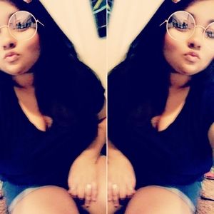 Meet your Posher, Breanna