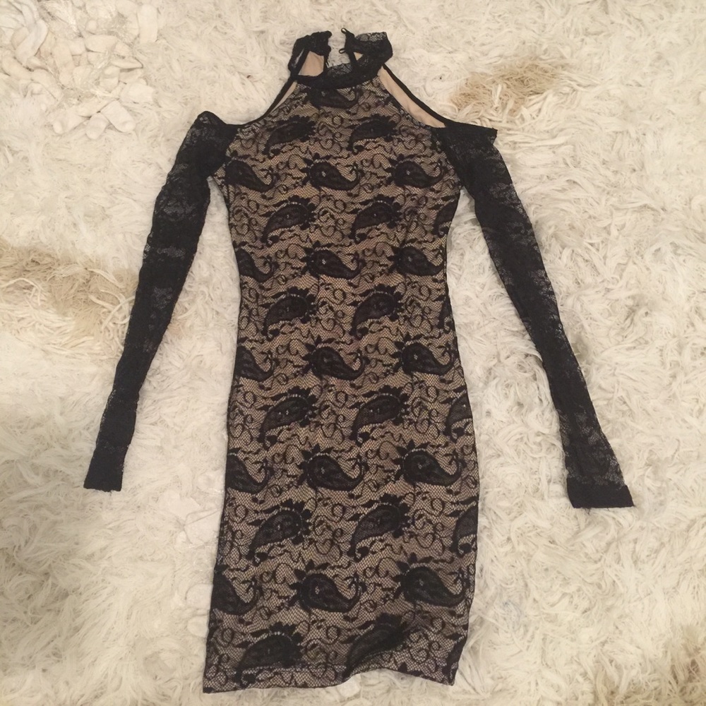 Women's Crop Shoulder Lace Dress