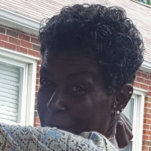 Meet your Posher, Earlynn