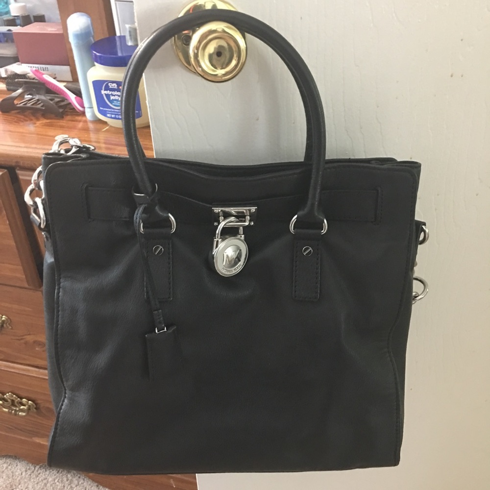 Authentic Michael Kors Hamilton large