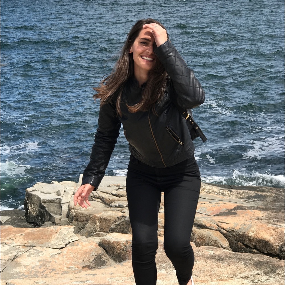 Meet your Posher, Carly