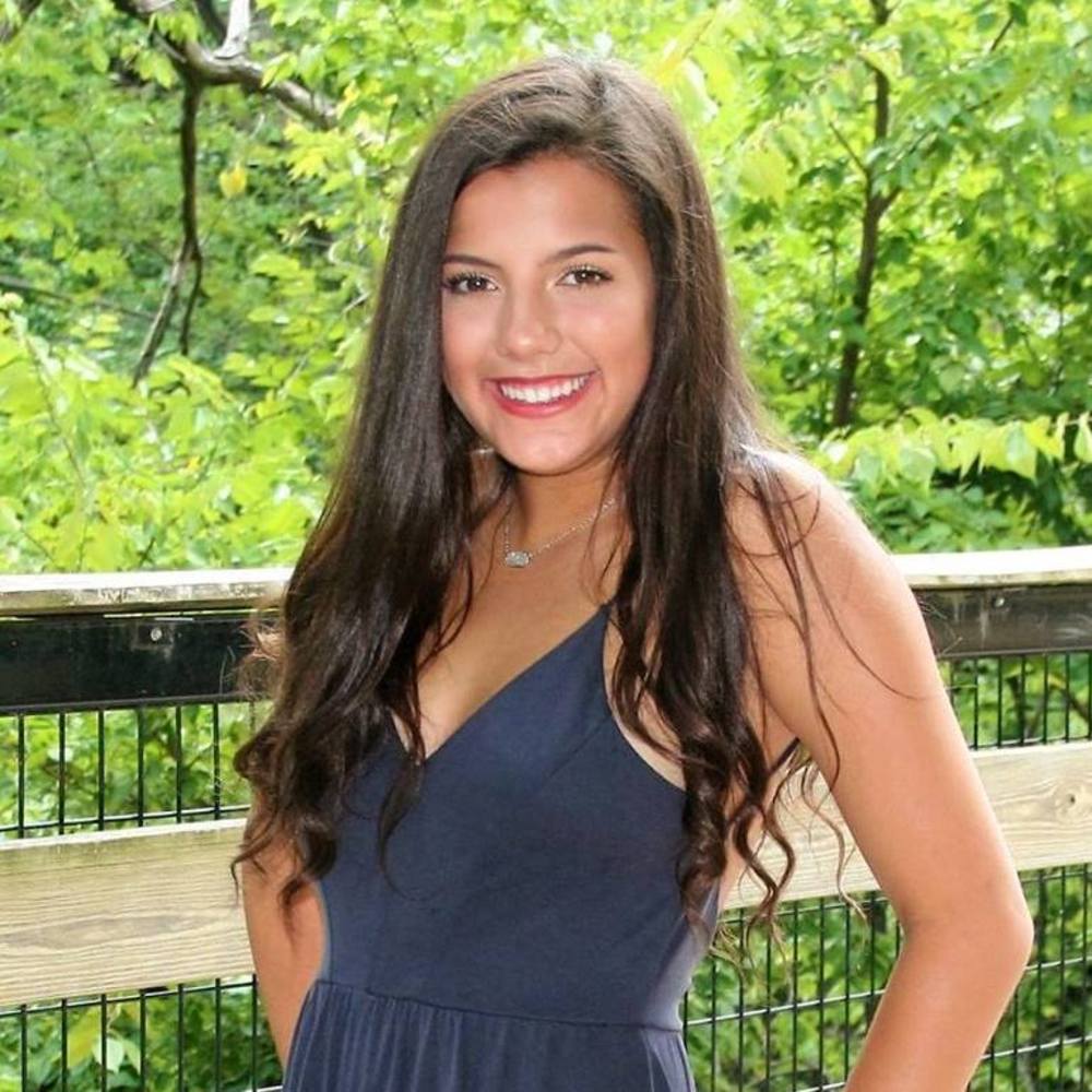 Meet your Posher, Alyssa