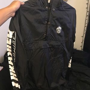 Huf/thrasher collab windbreaker