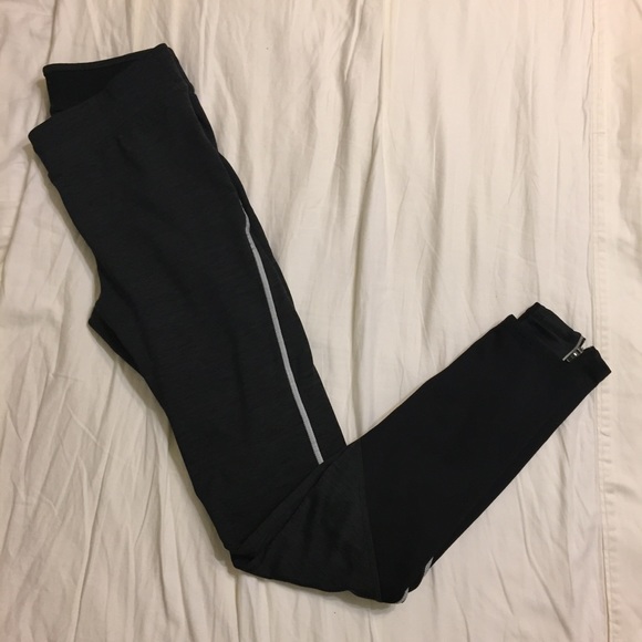 H&M RUNNING TIGHTS! - Picture 3 of 8
