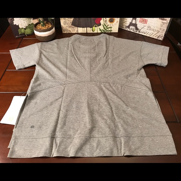 Lululemon Cut Above Tee-Light Gray, Size 10 - Picture 5 of 7