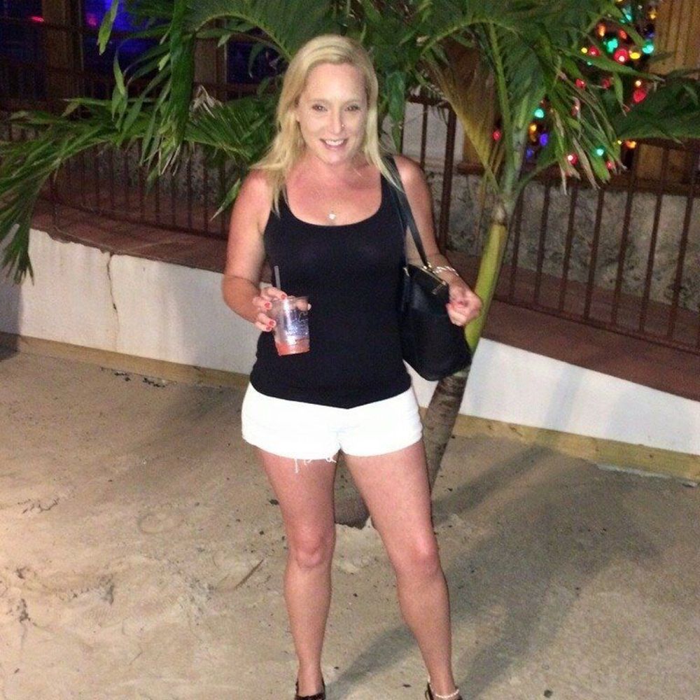 Meet your Posher, Connie