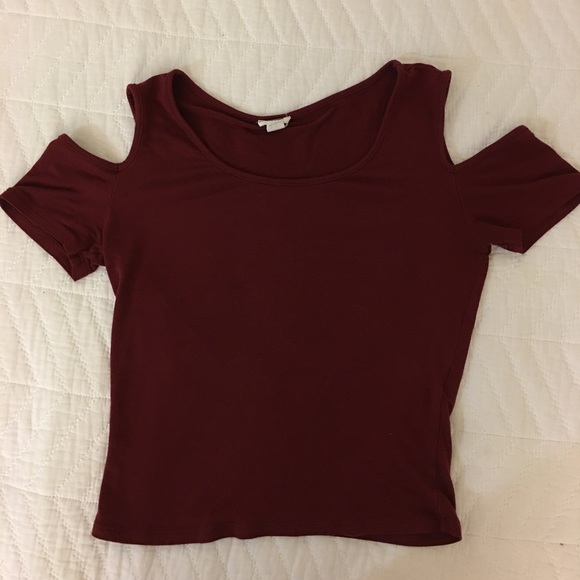 Shoulderless Maroon Garage Top - Picture 3 of 3
