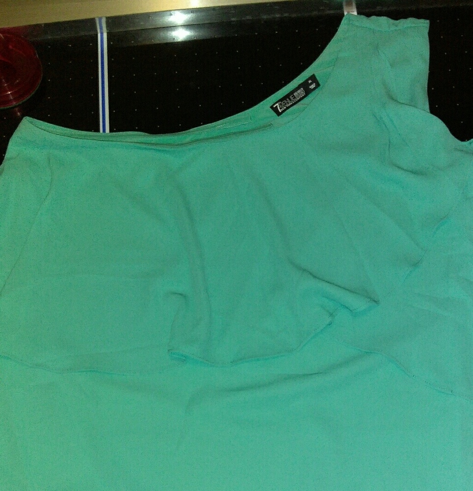 One shoulder blouse size xl