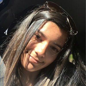 Meet your Posher, Yasmine