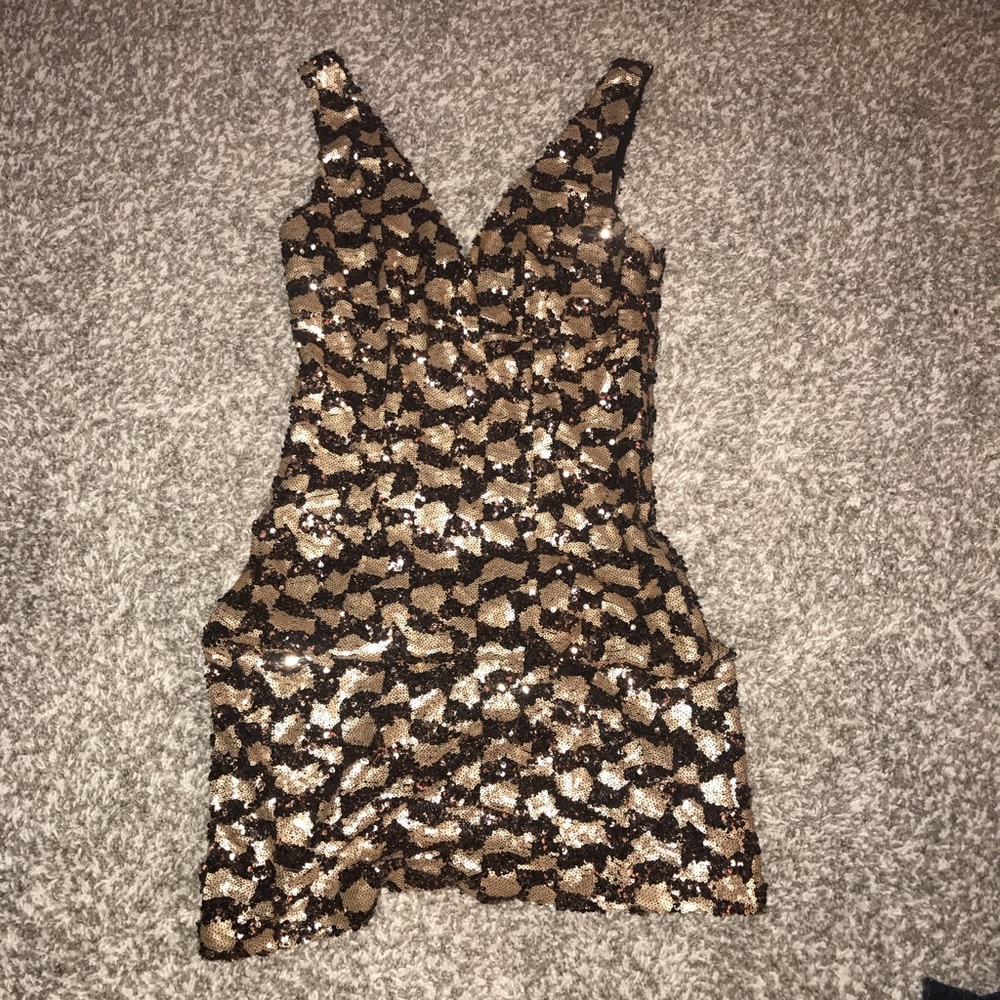 Cute out going dress!