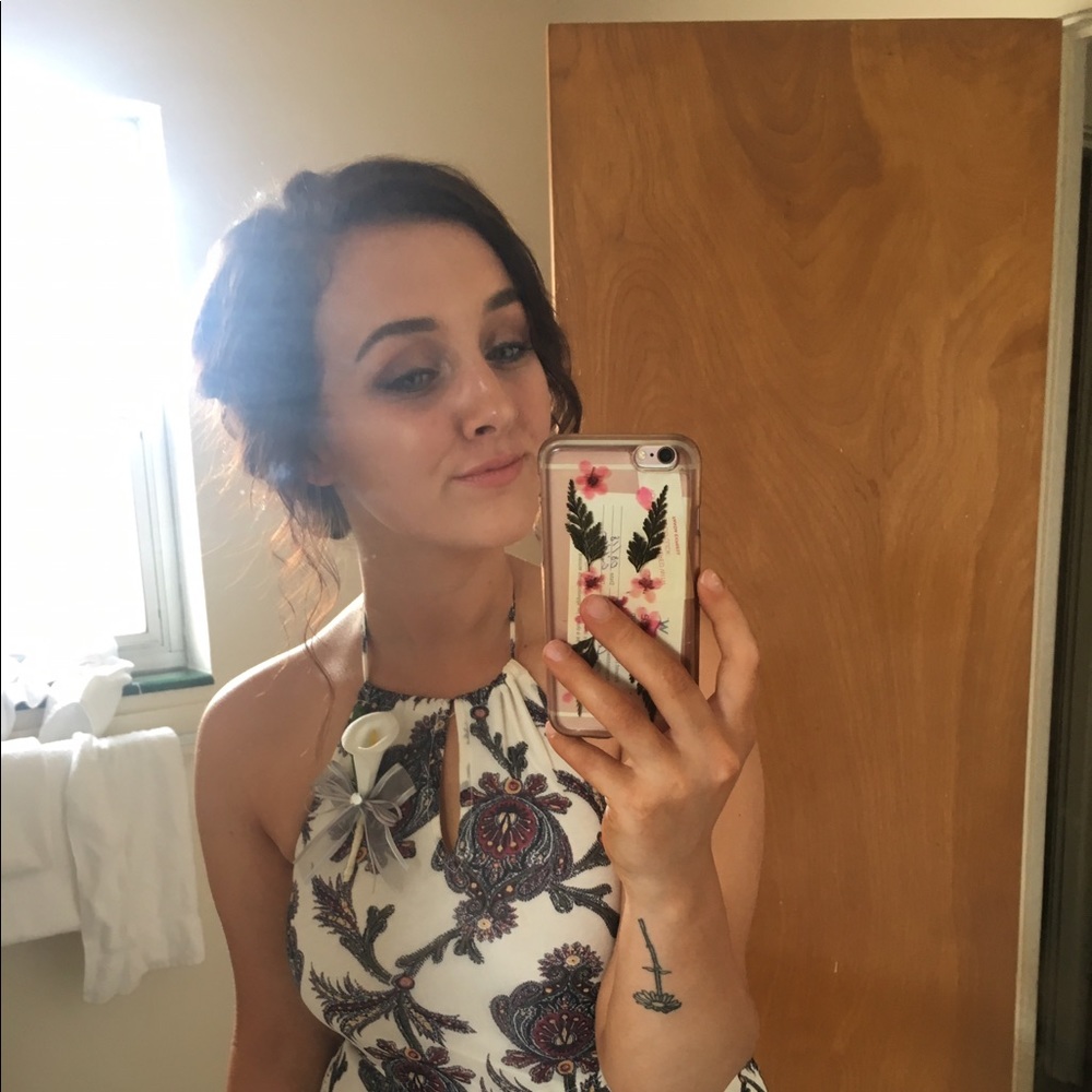 Meet your Posher, Sierra