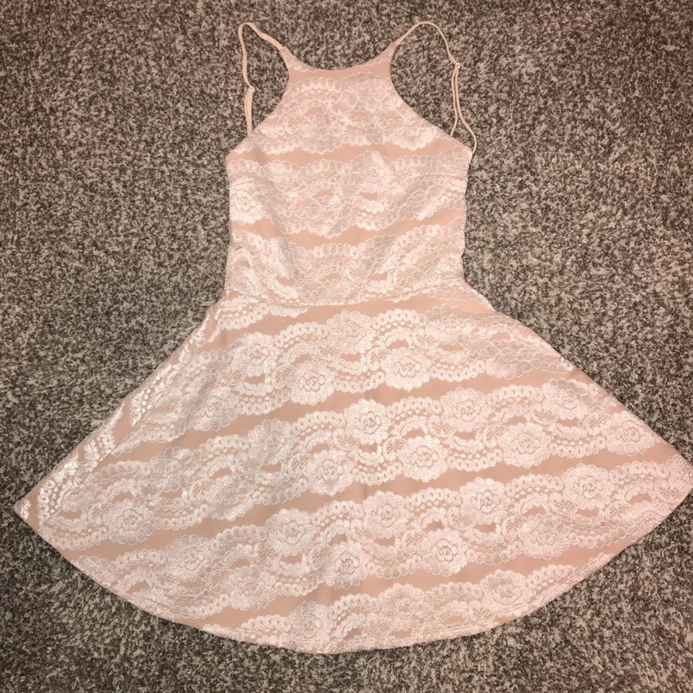 Laced flowy dress