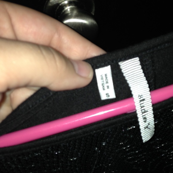 Top - Picture 3 of 4