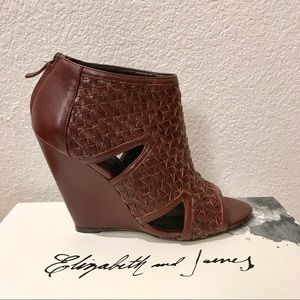 NWT Elizabeth and James Brown Leather Woven Wedges
